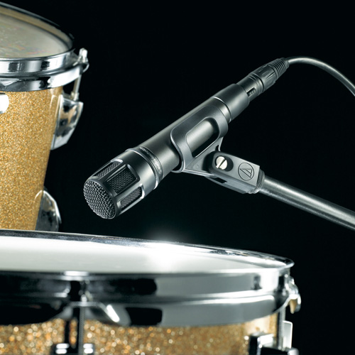 鐵三角 ATM650 超心形指向性動(dòng)圈式樂(lè)器話筒-使用效果圖